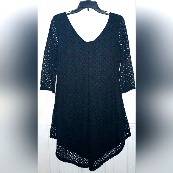 Monroe and Main Blouse - Picture 1 of 3